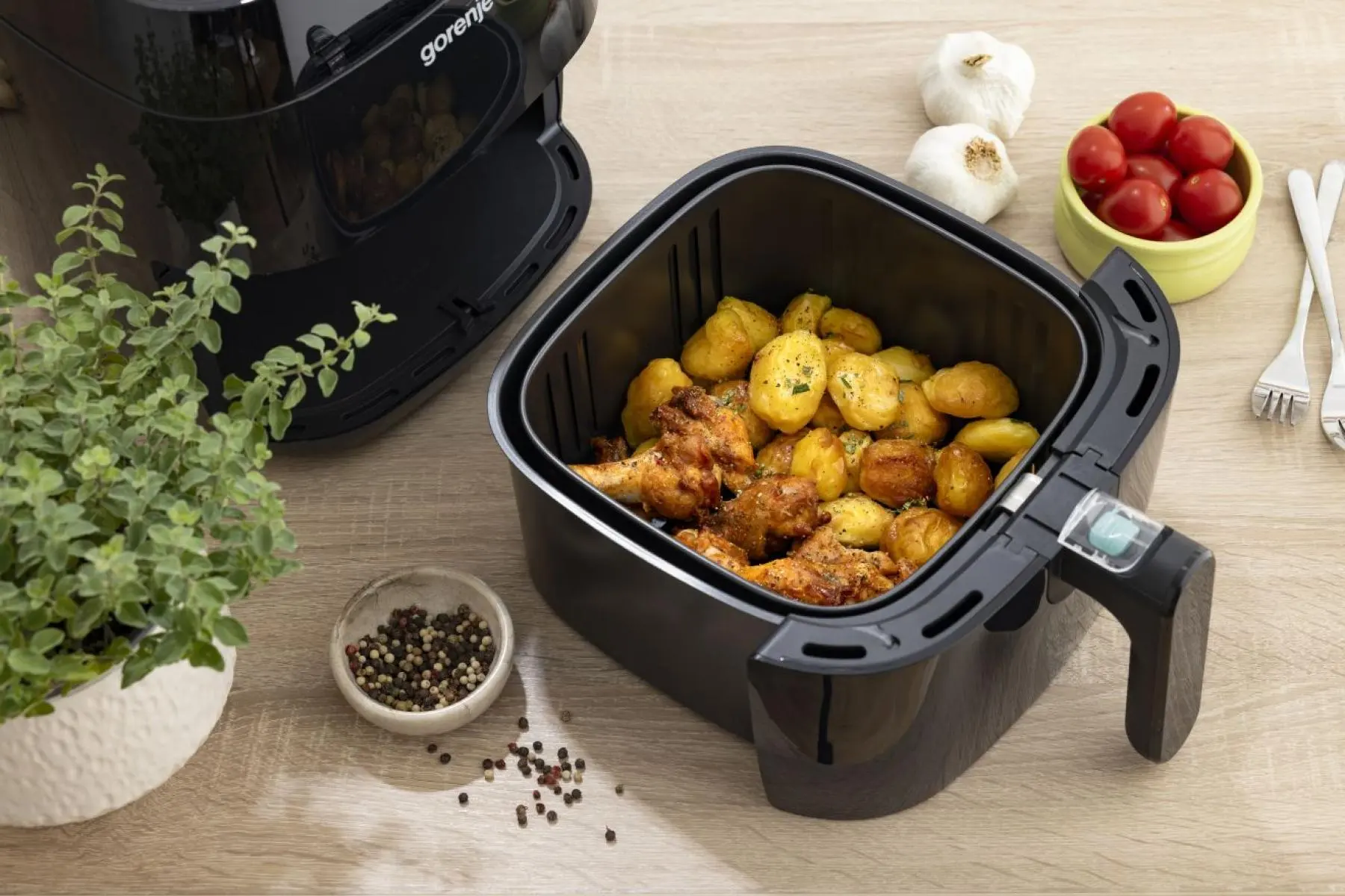 AF1700B Gorenje AirFryer friteza na vrući zrak, 4,5 litara
