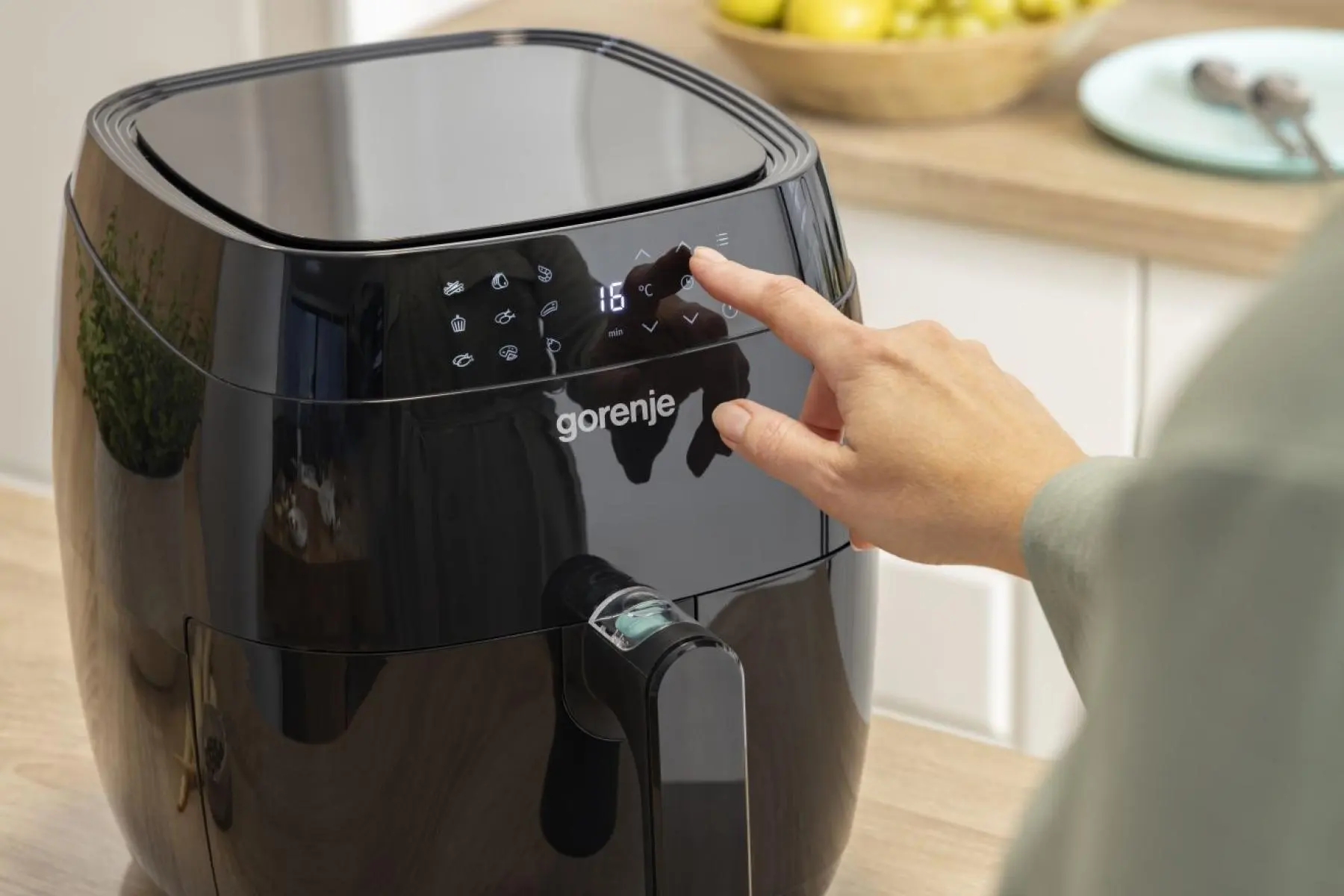 AF1700B Gorenje AirFryer friteza na vrući zrak, 4,5 litara
